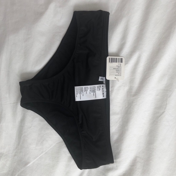 Urban Outfitters bikini bottoms - Picture 4 of 4